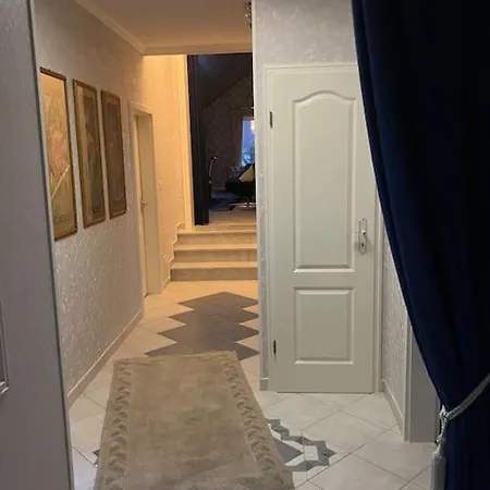 Апартаменты Grosse 3-zimmer- Dg Mit Schoener Aussicht *